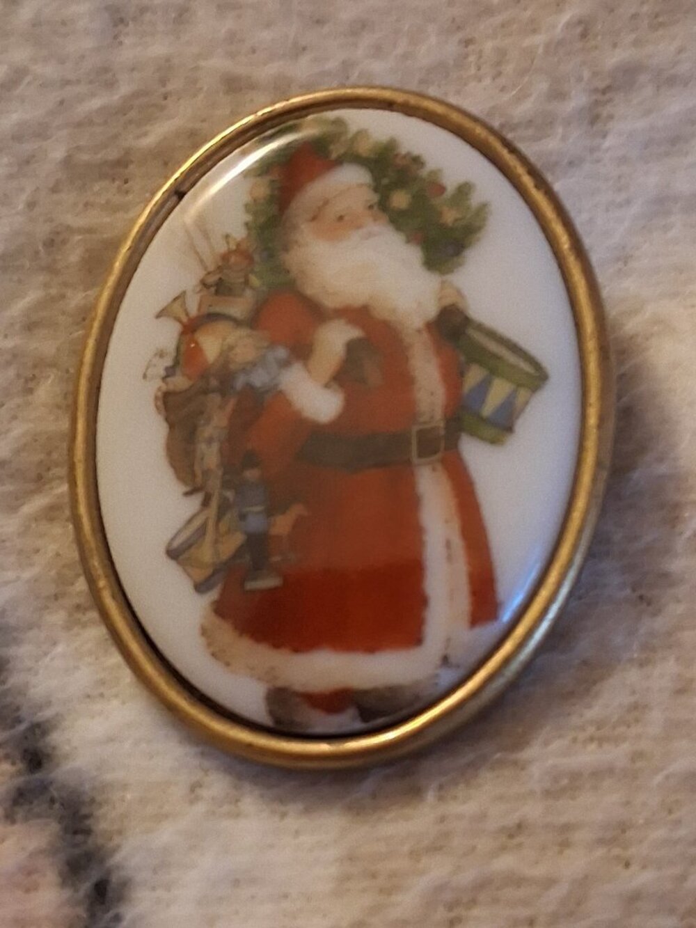 VINTAGE SANTA CLAUS BROOCH FOR WOMEN